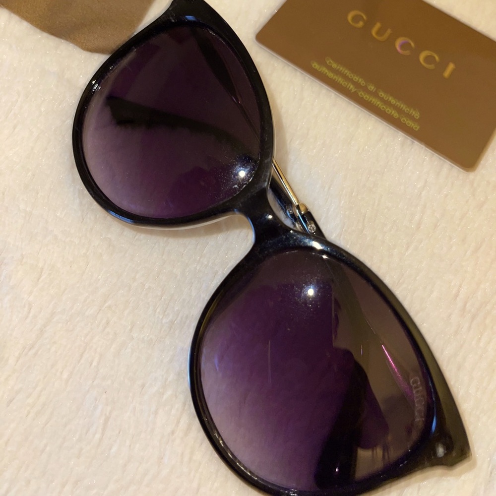 Gucci cat eye sunglasses